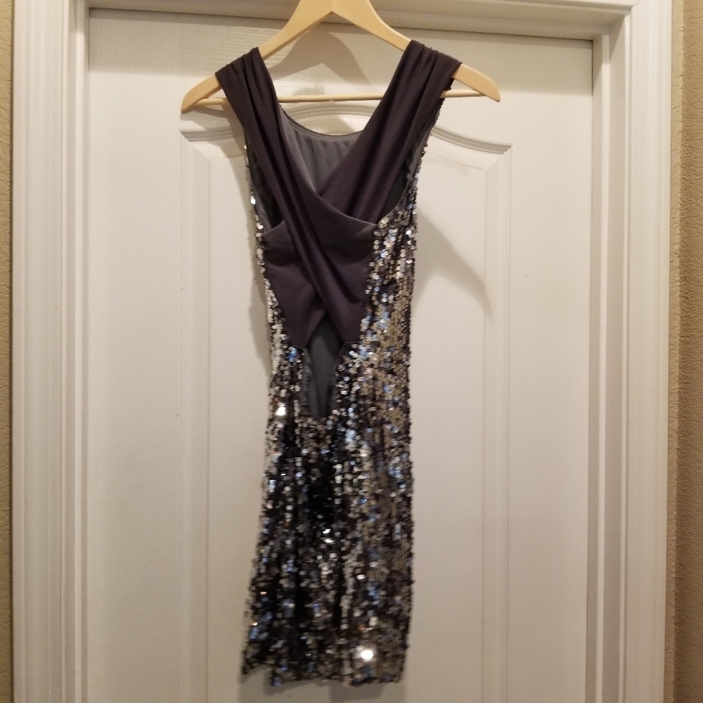 Fredericks of Hollywood Silver sequin criss cross back dress size Med - Picture 7 of 15